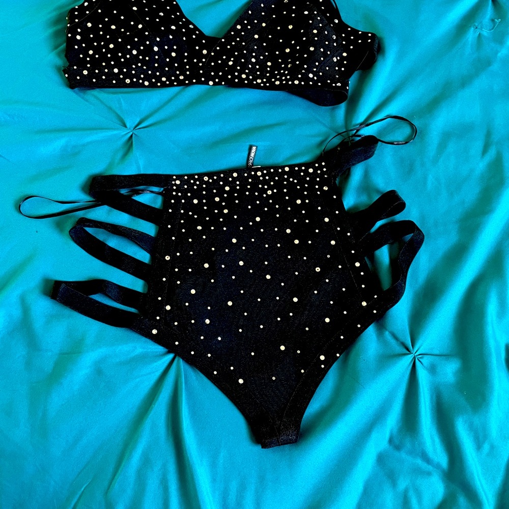 Bathing suit